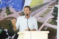 Presidente da Câmara de Terra Nova pede que empresa que construiu o parque faça reparos na calçada e estacionamento