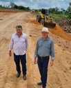 Presidente da Câmara participa de vistoria nos trabalhos de construção de bueiro, aterro e outros serviços na estrada da Coplaca