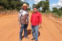 Vereador Oli da Bonfim e prefeito Pascoal fazem visita ao interior do município para acompanhar o trabalho das máquinas