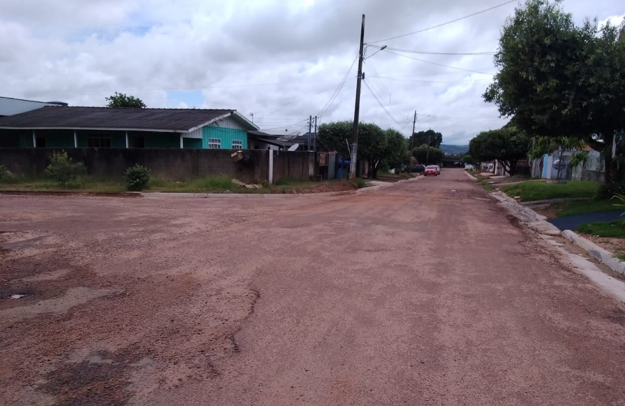 Vereadora Thamara Reis pede implantação de um quebra-molas próximo à Praça da Comunidade Nossa Senhora de Fátima